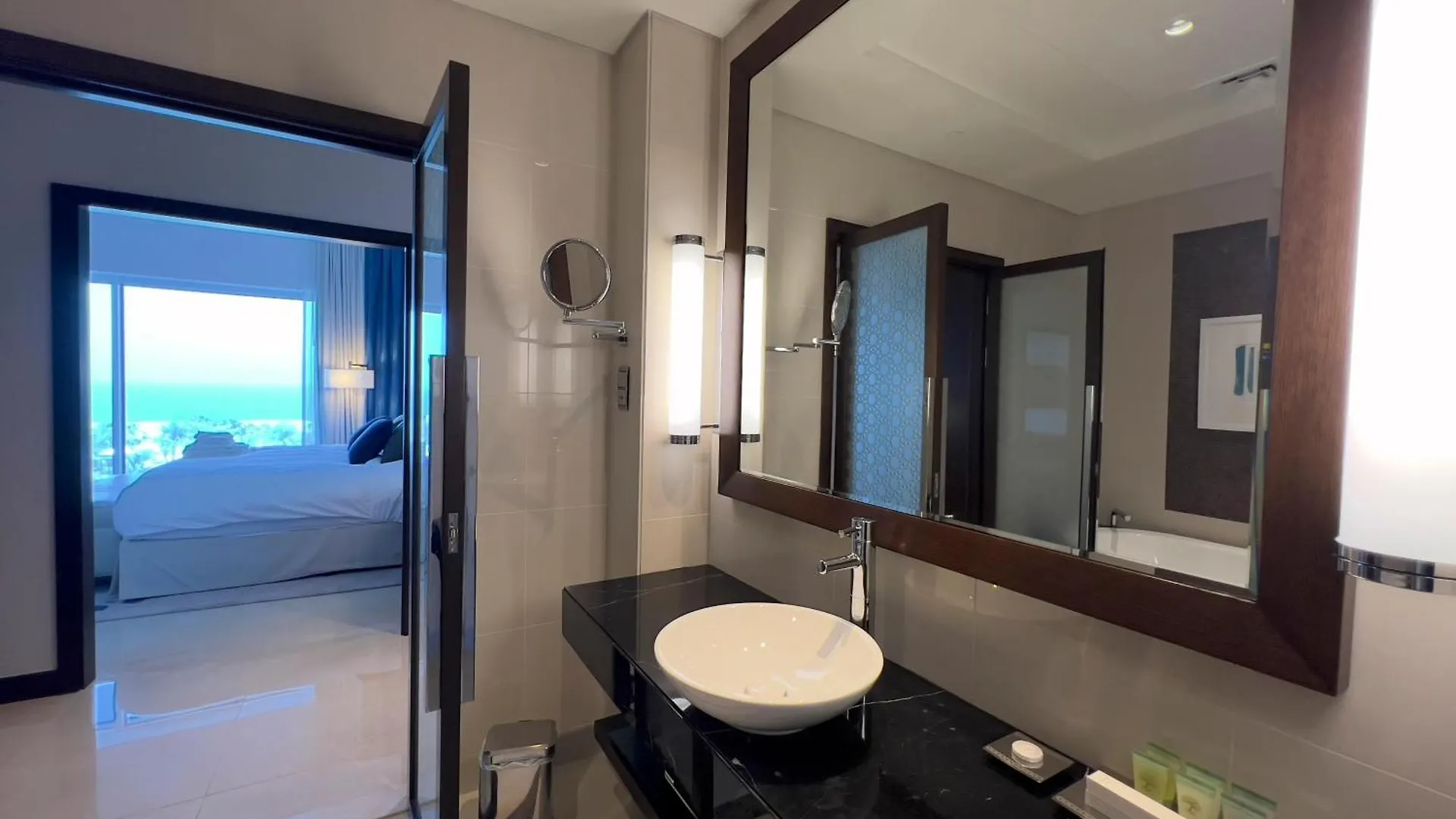 Seaview Serenity At Fairmont Abu Dhabi 0*,